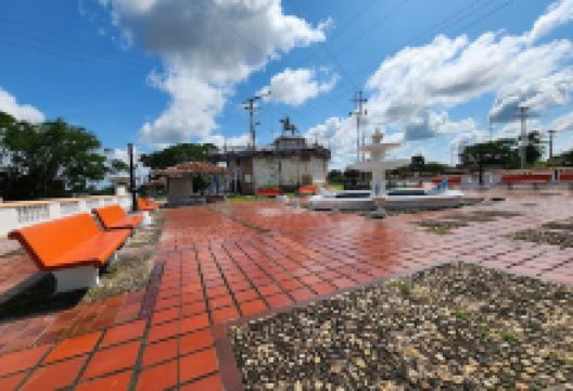 Plaza José Antonio Paez景点图片