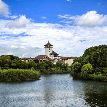 南通+南通狼山风景名胜区+南通市濠河景区+南通森林野生动物园+南通森迪冰雪海洋乐园4日3晚私家团