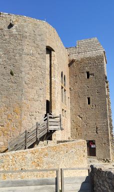 克里比城堡-屈屈尼昂