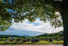 Apple Acres Farm景点图片