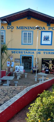 Boy Monument Porteira-Ouro Fino