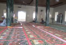 Miftahuddin Tani Maju Loa Janan Mosque景点图片