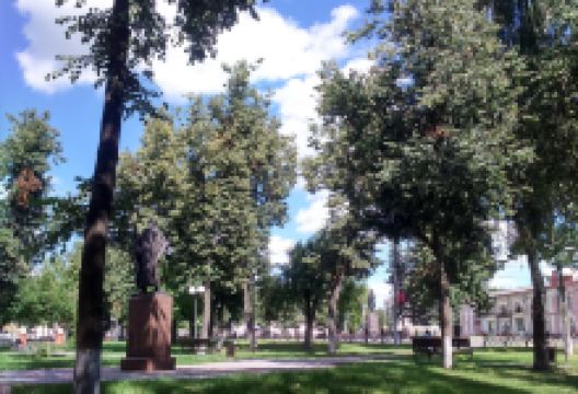 Monument to Prince Svyatoslav景点图片