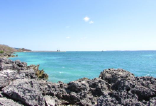 Ketapang Satu Beach景点图片