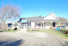 The Farmyard Holiday Park景点图片
