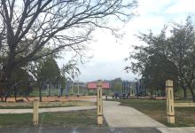 Amber Crescent Playground景点图片