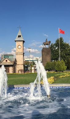 Cumhuriyet Meydanı-开塞利