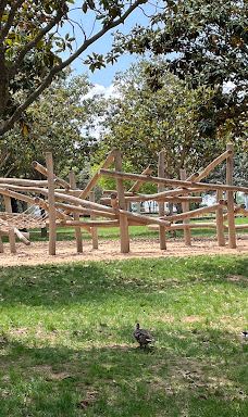 Parc de l'Agulla-巴热