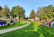 Childrens playground景点图片
