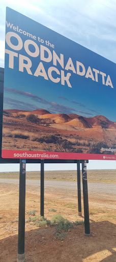 Oodnadatta Track to Mount Dare 4wd Track Start 4wd-Tieyon