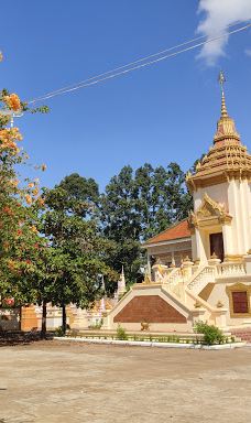 Damnak Pring Pagoda-Kaoh Soutin