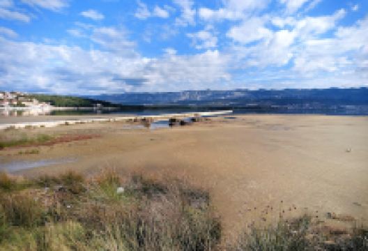 Soline Mud Beach景点图片