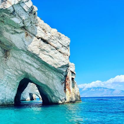 希腊雅典+圣托里尼+扎金索斯9日8晚私家团