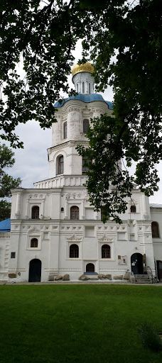 Historic cannon Val-Chernihivs'ka city council