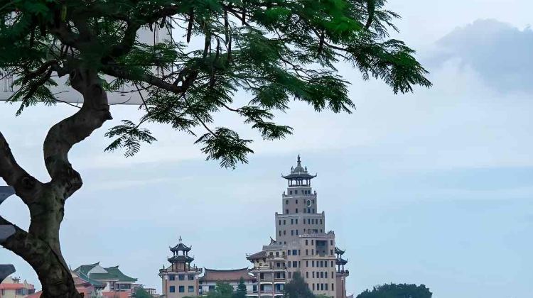 4-Day Xiamen + Gulangyu Island + Jimei School Village + Huandao Road