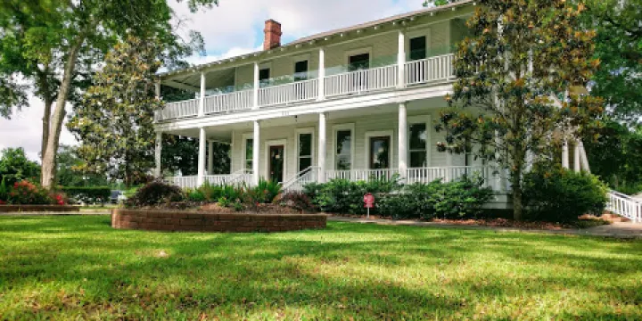 Henning Cultural Center