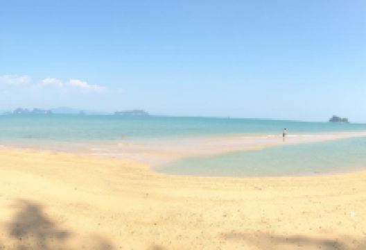 Pasai Beach景点图片