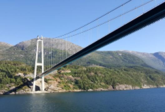 哈当厄大桥景点图片