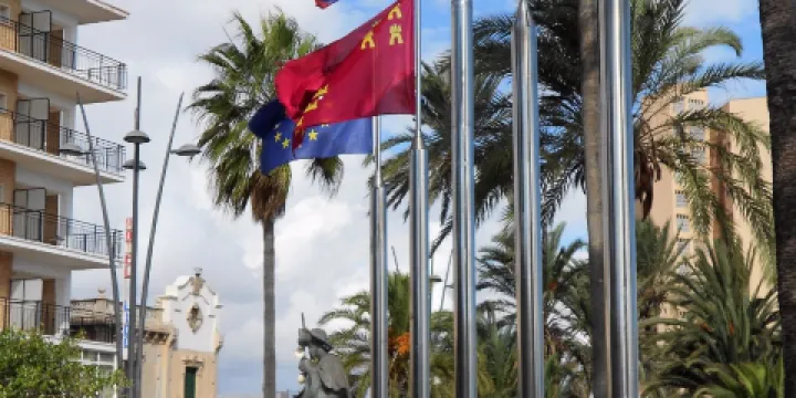 La Parroquia Santiago Apostol