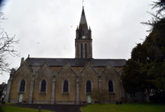 Église Saint-Pierre景点图片