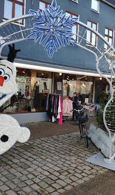 P. Nørkjærs Plads-约灵