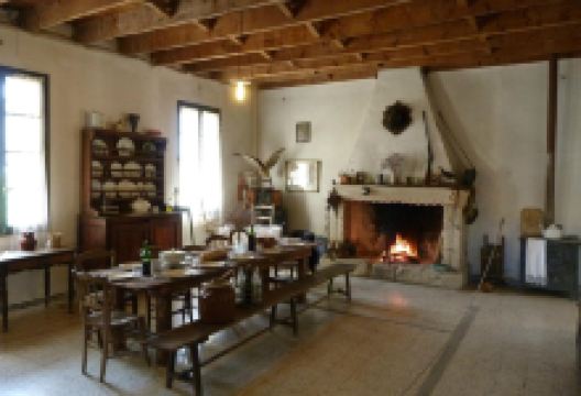 The Old Farmhouse景点图片