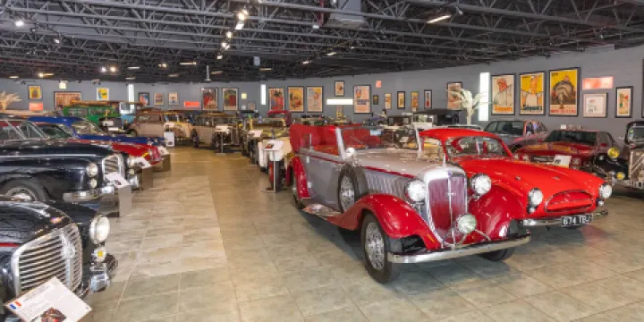 Tampa Bay Automobile Museum