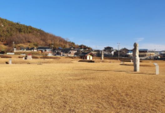 南原万福寺址景点图片