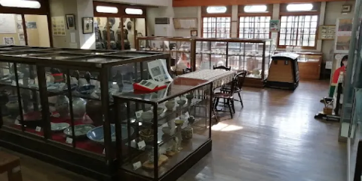 西條市 西條郷土博物館