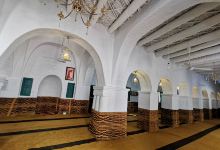 Bgdams old mosque was built in 44 AH景点图片