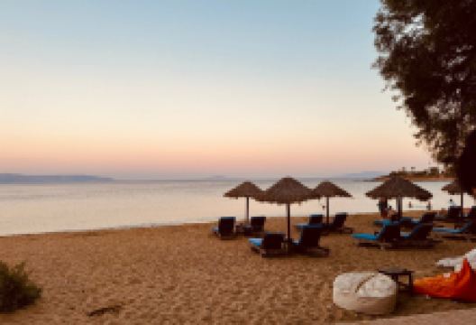 Logaras Beach景点图片