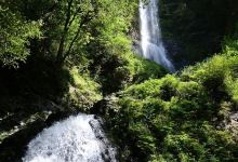 Oseri Falls景点图片
