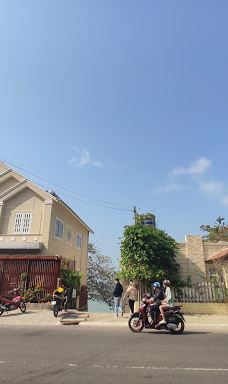 Hẻm thông biển 107 Trần Phú-头顿