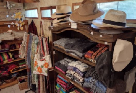 Monte Viejo Artesania y diseno购物图片