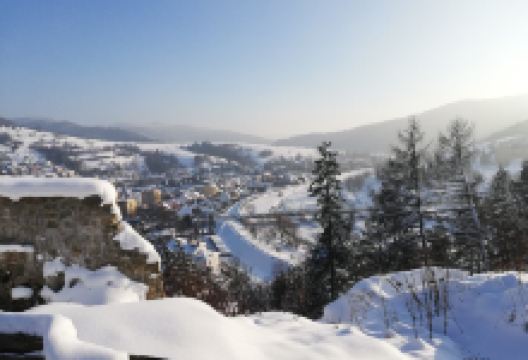 The ruins of the castle „Baszta” in Muszyna景点图片