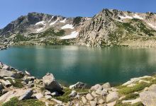 Lac Bastani景点图片