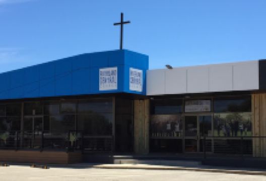 Riverland Central Church景点图片