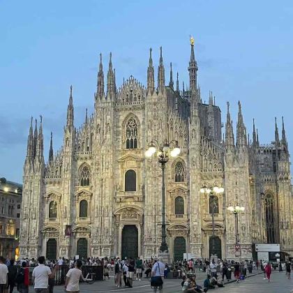 法国巴黎+意大利罗马9日8晚跟团游