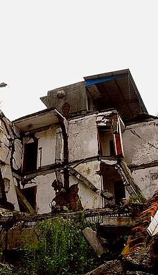 都江堰市虹口深溪沟地震遗迹纪念地-都江堰