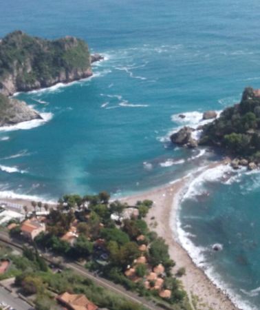 5D4N • Coasts, temples, baroque streets, cliff-top theatres, and a live volcano -- five days, all in Sicily,selected high-value-for-money hotels