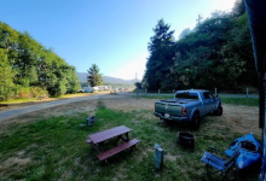 Anglers Cove Campground景点图片