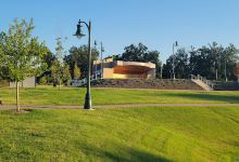 Forrest Park and Community Garden and Soccer Fields and Playground景点图片