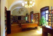 Devecseri Kastélykönyvtár és Művelődési Központ景点图片