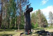 Memorial Cross Of Sorrow景点图片