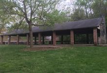 Big Spring Park Path景点图片