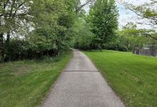 Franklin Grove Heritage Trail景点图片