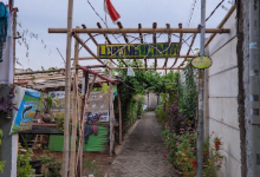 Lorong Cinta Kampung DPR (daerah pinggir rel)景点图片
