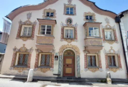 Toni Knapp Haus景点图片