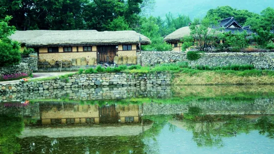 外岩里民俗村