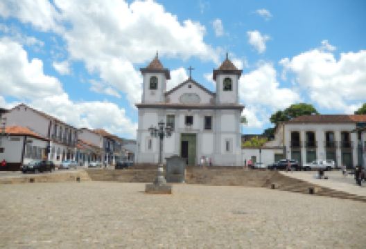 Praca Claudio Manoel da Costa景点图片